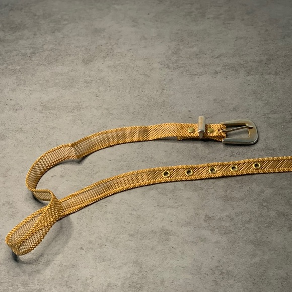 Vintage Thin Metal Golden Belt ~ Waist Belt - Picture 3 of 4